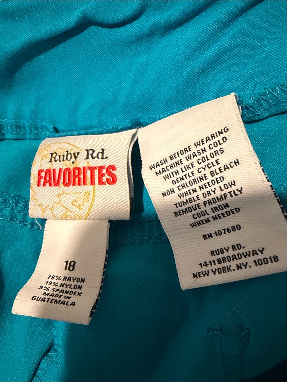 Ruby Rd. Bright Teal Capris - Picture 5 of 5